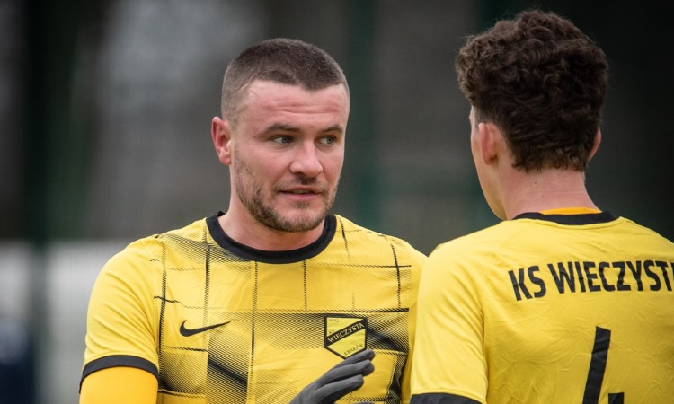 Remontada przy Chałupnika. Wieczysta II - Glinik 3:2.